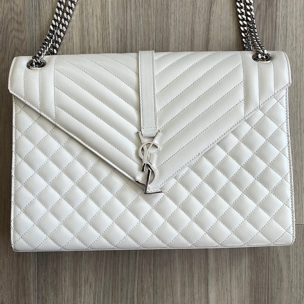 ENVELOPE MEDIUM CHAIN BAG IN MIX MATELASSÉ GRAIN DE POUDRE EMBOSSED LEATHER